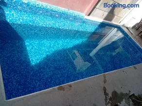 Casa con alberca climatizada privada para 8 personas - Image 1