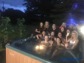 Large House with Private Hot Tub - Image 3