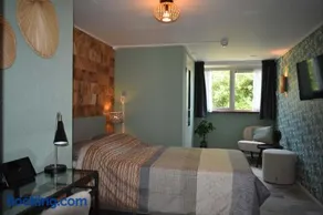 Hotel Dichtbijzee - Image 2