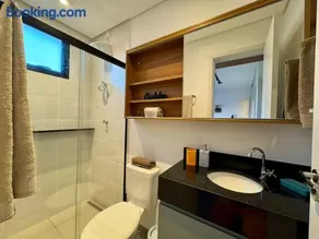 Studio 305 with panoramic pool - close to USP - Image 5
