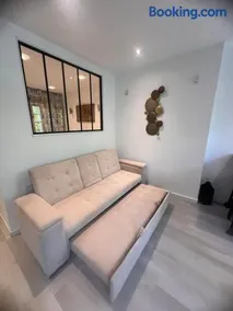Appartement T2 en plein centre de Fréjus - Image 4