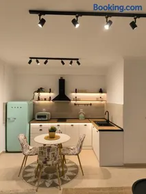 Simple Home - Image 2
