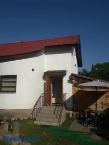 Ginto svetingi namai - Image 1