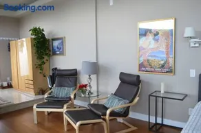 Romantic Spacious Suite with Salish Sea & Mountain Views at Seattle Luxury Estate - Image 1