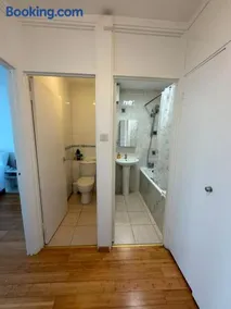 Wimbledon House For 6 People - Image 4