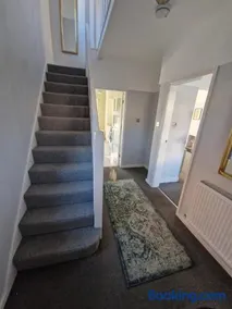 3 bedroom detached home from home in Bromborough - Image 4