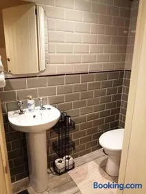 1 Bed cottage The Stable at Llanrhidian Gower with sofa bed for additional guests - Image 2