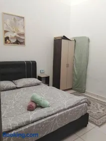 KLIA Transit ARA Homestay Sepang, 4Br 8pax cozy Semi D Self Check In - Image 4
