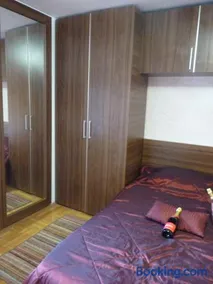 5 Apartshotel Faleza Galati - Image 3