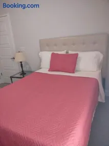 Good deal to stay in Palm Bay - Image 1