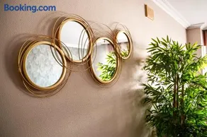 Alojamiento GOLDEN SUITE - Image 4