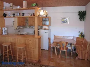 Schmidt apartment - Image 2