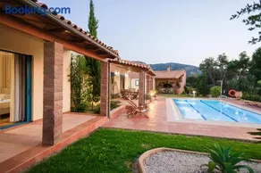 Villa Givera - Image 1