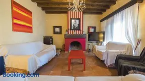 Casa Virgen del Carmen (VUT) - Image 1