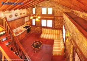 Kamares House Apartments & Studios - Image 5
