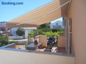 Apartments Jerkin - Image 1