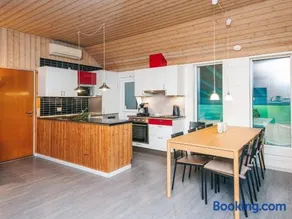 8 person holiday home in Ebeltoft-By Traum - Image 4