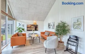Nice Home In Jesendorf With Sauna - Image 3