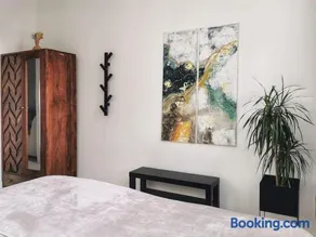 Cosy apartement in Antwerp's hipster neighbourhood - Image 2