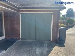 Twyngaer, a spacious 3 bedroom bungalow sleeps 5 - Image 3
