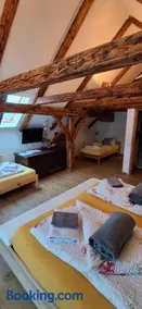 Bed & Breakfast - K2 Brunnen Haus - Image 3