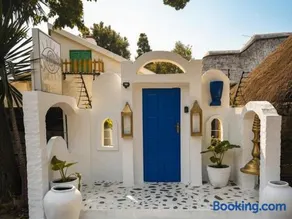Little Mykonos - Image 1