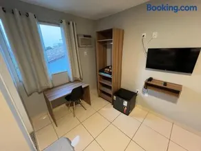 DLUX Hotel - Image 2