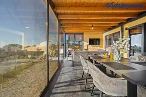 KastHouse Yellow by Vellaris, Luxury Mobile Home - Image 4