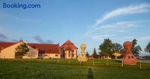 Residence Safari Resort - Chateau - Image 2