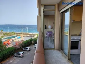 Bocca Baie T2 en bord de mer - Axelle Loc Appart - Image 4