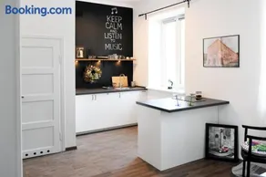 Old Town Studio Apartment - Image 4