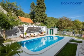Holiday Home Mamita - Heated pool - Image 2