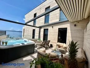 BEACH FRONT VILLA FRAN - DELUXE SEA VIEW SUITE with private jacuzzi # 3 - Image 1