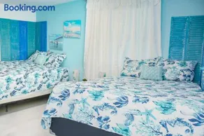 Miami Boho Beach Place - Image 2