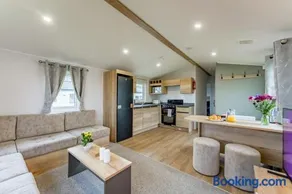5 & 6 Manor Park - 3 Bedroom - Sea view - Image 5