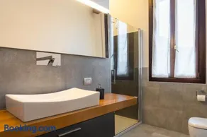 Emilia Suite Space - Image 4