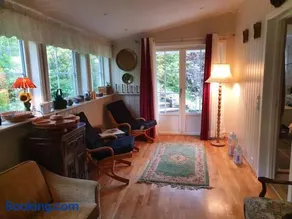 Sjarmerende feriehus i Olden rett ved fjorden - Image 2