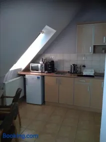 KarosPool Apartman - Image 3