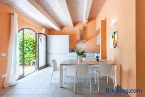 Appartement avec piscine et terrasse | Vue jardin - Image 2