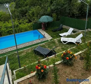 Nature House - Image 1