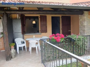 Oxy Holiday Home - Image 1