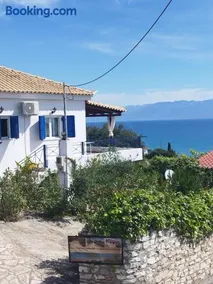 Villa Panorama Michalis Haikos two minutes walk to the beach Peroulia - Image 2