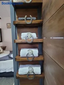 Cozy Guest - Image 3