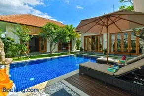 Banyu Riris Villa Lovina Private Villa - Image 3