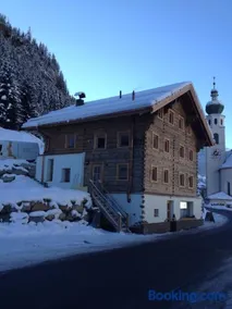 Uriges Alpen-Apartment Juen Stefan - Silvretta Premium Card inklusiv - Image 1