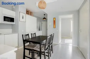Bright, 2-bedroom home next to Suvilahti - Image 2