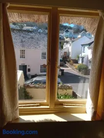 Dolphin Cottage 50m from Shaldon Beach! - Image 5