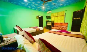 Chitwan Gaida Lodge - Animal Lovers & Birdwatchers Paradise - Image 4
