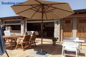 The Orange Grove Garden Room - Image 1