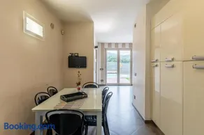 Familienfreundliche Villa mit privatem Pool und Garten | Bergblick | Ideal für Homeoffice - Image 3